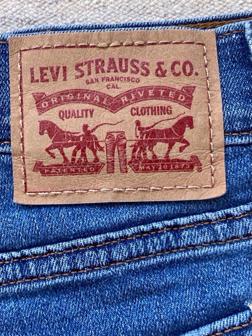 Levi's Blue Denim Distressed Cutoff Shorts W31. Summer ready - Picture 5 of 11